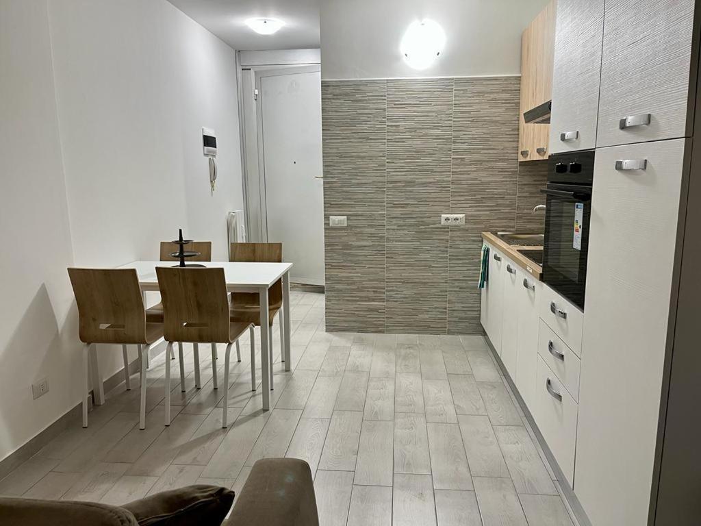 Einaudi Apartment Cologno Monzese Exteriér fotografie